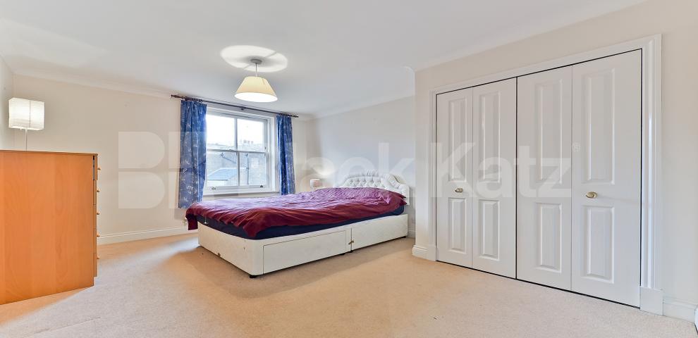 			LET, 2 Bedroom, 1 bath, 1 reception Apartment			 Portland Court Falmouth Road, Borough/London Bridge